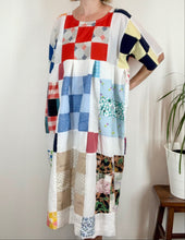 Load image into Gallery viewer, Quinn Dress