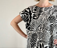 Load image into Gallery viewer, Whit Dress