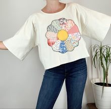 Load image into Gallery viewer, Dresden Flower Top