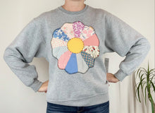 Load image into Gallery viewer, Dresden Sweatshirt