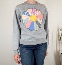 Load image into Gallery viewer, Dresden Sweatshirt