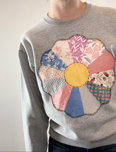 Load image into Gallery viewer, Dresden Sweatshirt